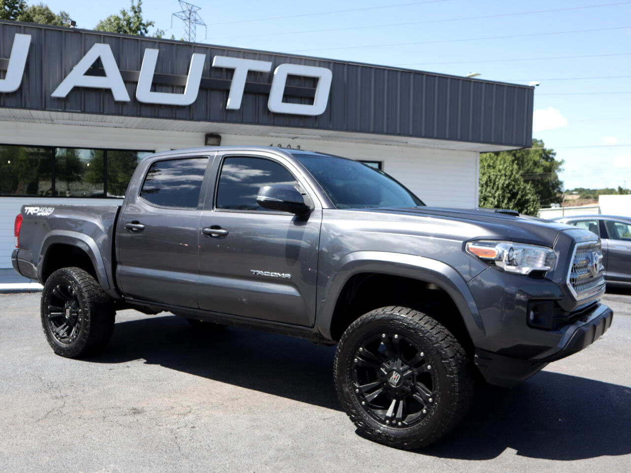 Pre Owned 2016 Toyota Tacoma Trd Sport Double Cab 4wd V6 Truck In
